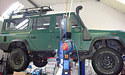 Montáž pevnostního nárazníku, spodního alu krytu a Warn navijáku Land Rover Defender