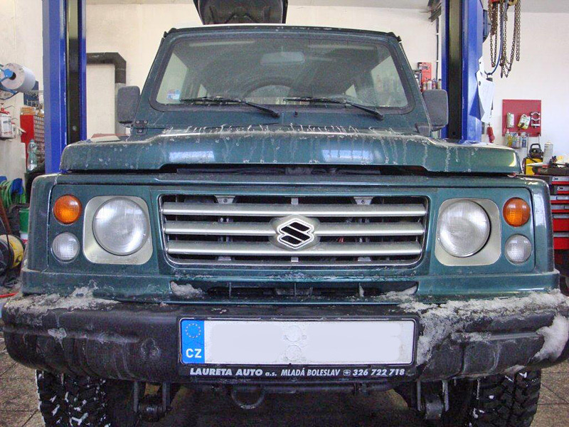 Montáž ARB nárazníku a Warn navijáku Suzuki Samurai